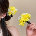 Detailansicht großer gelber und weißer 3D-Blumen-Haarspangen für sommerliche Urlaubsfotos - Künstliche Blumen-Haarspange (73#) / Einzelstück / Gelb