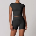 Set yoga nero due pezzi con crop top a maniche corte e pantaloncini a vita alta - Taglia M / Top E Pantaloni / Maniche Corte + Pantaloncini / Grigio Blu Profondo
