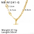 Dettaglio della collana di perle con catena asimmetrica, chiusura a T e misure di taglia - Collana Oro (NB-N1241-G)