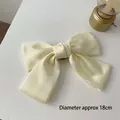 Elegant 18cm cream satin oversized double bow hair clip for a vintage aesthetic look - Short Bow Spring Clip / Beige