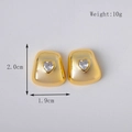 Golden 18K gold plated pin earrings with heart-shaped cubic zirconia stones - Square Gold