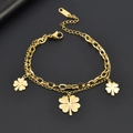 Pulsera de doble cadena de acero inoxidable dorado con tres colgantes de trébol - Dorado