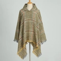 Karierter Kapuzen-Poncho mit Fransen in warmen Braun- und Orangetönen für den Winter - Gelb