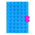 Mini A6 blaues Baustein-Notizbuch mit rosa Silikonschnalle und Noppenstruktur - A6 / Punkt Notizbuch / Blau