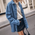 Retro loose fit denim jacket in classic blue with chest pockets and casual long sleeves - S / Dark Blue