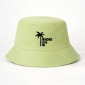 Cappello a secchiello in cotone verde chiaro con stampa palma Beaches Love Me su bianco - Verde Fagiolo