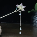 Eleganter violetter Blumen-Haarstab mit Perlenquaste und Kristallen in Goldoptik - Helllila Farbverlauf Blütenblatt Strass Perle Quaste (发簪1284)