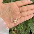 Collana con ciondolo a fiocco placcato oro 18K con zirconi bianchi su una catena sottile - Stile 3-Fiocco Classico con Pavé Completo / Oro 18K