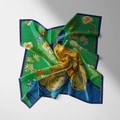Détail macro du foulard en soie Van Gogh montrant la texture fine et les motifs floraux - 53cm / Style artistique de vortex abstrait