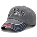 Berretto NYC vintage in grigio antracite lavato con dettagli patchwork colorati e ricami - Grigio