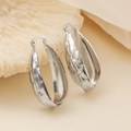 Orecchini a cerchio geometrici in argento con trama a diamante per donne eleganti - Argento
