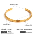 Maße und Details für den minimalistischen 18K vergoldeten C-förmigen Edelstahl-Armreif - 18 Karat Vergoldeter Polierter Offener Armreif (JDB0112068)