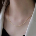 Minimalist 925 sparkling gold chain necklace for women worn with a classic white blazer - 40+5cm / Gold