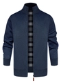 Detailansicht der dunkelblauen Strickjacke mit Reißverschluss und kariertem Futterdetail - M / Marineblau