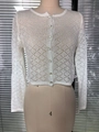 Witte opengewerkte gebreide cardigan met lange mouwen, kort model en knopen - S / Wit