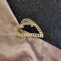 Elegante molletta a cuore dorata con design a maglia di catena in metallo lucido - Stile Cuore