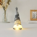 Gnome de Noël gris avec bonnet flocon de neige et lumière LED chaude brillante - Jambe Courte / Gris