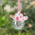 Disco-Kugel-Anhänger mit rosa Kuhmuster-Cowboyhut und silbernem Spiegelglas für das Auto - Rosa Kuhdruck Cowboyhut Anhänger (Anhänger 7)
