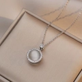 Collana elegante in acciaio al titanio con ciondolo occhio di gatto e zircone rotante argento - Collana Occhio di Gatto / Color Acciaio