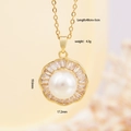 Elegante ciondolo con perla dorata con accenti scintillanti e catena regolabile - Oro (Bordo Ondulato)