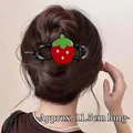 Pince à cheveux fraise vintage française avec pois rouges et blancs sur cheveux - Pince à Cheveux Fraise / 11cm / Rouge