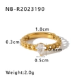 Close-up of a 18k gold plated chain textured ring with a pear-shaped cubic zirconia stone - US 7 / Chain Design Pear Zirconia Style (NB-R2023190)