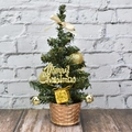 Mini-Weihnachtsbaum mit goldenem Schmuck und beige Schleife in einem goldenen Topf - 20cm / Gold