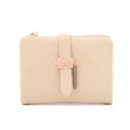 Détail d'un portefeuille beige en cuir PU avec breloque puzzle et fermeture éclair dorée - Jaune Abricot