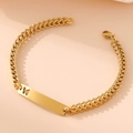 Dettaglio ravvicinato del bracciale in acciaio inossidabile placcato oro 18 carati - 21cm / Farfalla dorata