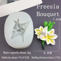 Détail du moule en silicone fleur de freesia montrant les dimensions et textures 3D - Moule Bouquet de Freesia