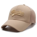 Atmungsaktive khakifarbene Mesh-Baseballkappe mit 3D MessAge-Stickerei in Seitenansicht - Verstellbar / Mittelbeige