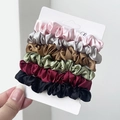 Set di 6 elastici per capelli in raso lucido rosa, argento, oro, verde, bordeaux e nero - Combinazione Patchwork Multicolore Brillante (1)
