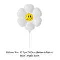 Detailansicht Gänseblümchen-Ballon mit Smiley, Maße 33,5 cm x 36,5 cm für Party-Deko - Hand-Gänseblümchen Mit Haltestab / Weiß
