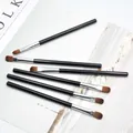 Set van 6 professionele zwarte make-up kwasten met platte bruine synthetische vezels - Enkele Oogschaduw Borstel