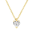 Nahaufnahme des Herz-Zirkonia-Anhängers mit Krappenfassung an einer Goldkette - Herz / Gold