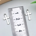 Ciondolo a croce hip hop retrò argento per maglioni con dimensioni di 25mm per 15mm - Croce Argento Antico 11x19mm