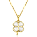 Vue détaillée du pendentif trèfle doré avec inserts en nacre blanche sur chaîne - Style Classique Trefle En Nacre (No.3)