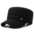 Schwarze Herren-Winter-Flachmütze aus Wollmischung mit silbernem Metalldetail-Logo - Verstellbar / Schwarz