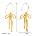 Ohrringe aus 18k vergoldetem Edelstahl mit fließendem Schleifendesign - Band Schleife Stil (JDEW2312088) / Gold