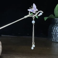 Goldene Schmetterlings-Haarnadel mit lila Emaille und Perlenquaste im Vintage-Stil - Lila Farbverlauf Schmetterling Strass Künstliche Perle Quaste Haarstab (1286)