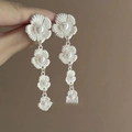 Pendientes plateados con diseño de cuatro flores en cascada y perlas centrales - 42# Pin de plata - Plata