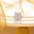 Orecchino a perno con zircone rosa a stella su un piedistallo espositivo in ceramica - Pezzo Singolo / Rosa Chiaro (A208#-2#)