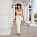 Ensemble blanc deux pièces avec haut dos nu perlé et jupe sirène pour soirées chic - M / Abricot