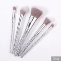 Set di 5 pennelli da trucco con manici glitterati argento e setole grigie morbide - Set da 5 / Grigio