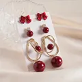 Set de 6 pendientes vintage con lazo rojo vino y perlas sintéticas elegantes - Aguja de Plata - Rojo (Set de 6)