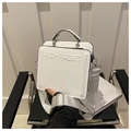 Bolso tote blanco cuadrado con relieve RICH RABBIT y correa ancha de tela para hombro - Blanco