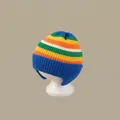 Berretto invernale a righe per bambini con paraorecchie in colori vivaci e caldi - 2 mesi-2 anni / Cappello Arcobaleno Blu