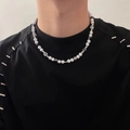 Elegant pearl choker necklace with grey faceted beads on a female model - Transparent Gray Polyhedral Artificial Pearl Beaded Chain (X4291A)