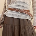Ceinture en cuir marron vintage avec clous argentés sur une jupe bohème - 109# Marron Clair Géométrique Rivet