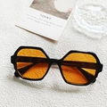 Lunettes de soleil polygonales rétro avec monture noire et verres orange KD97203 - Orange Noir